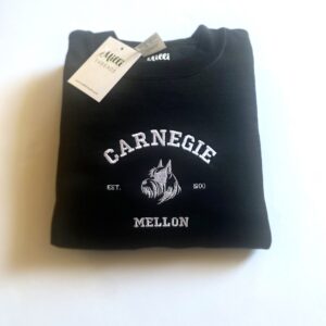 Embroidered Carnegie Mellon sweatshirt in a black color sweatshirt. Vintage university-style crewneck with white Scottish terrier.
